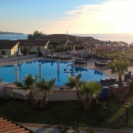 Villaggio Borgo Marino ザンブローネ エクステリア 写真