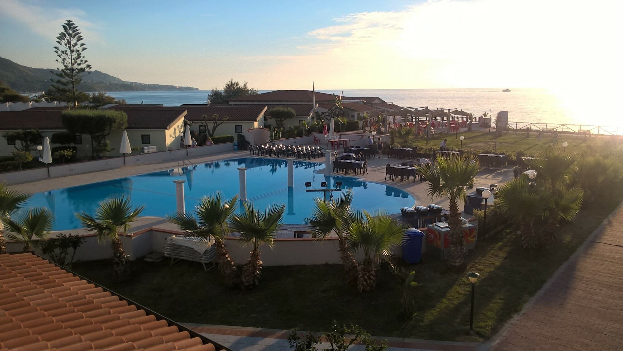 Villaggio Borgo Marino ザンブローネ エクステリア 写真
